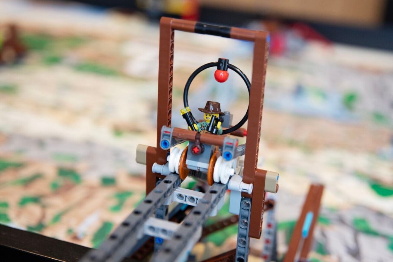 Hejtman Jihomoravského kraje podpoří soutěž FIRST LEGO League!